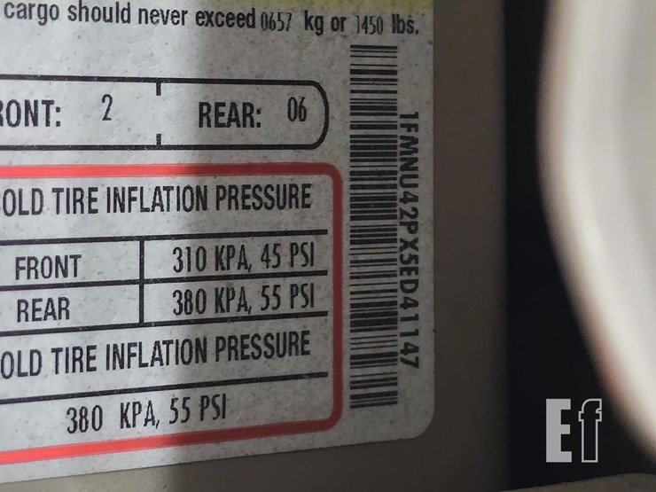 2005-ford-excursion-image-26