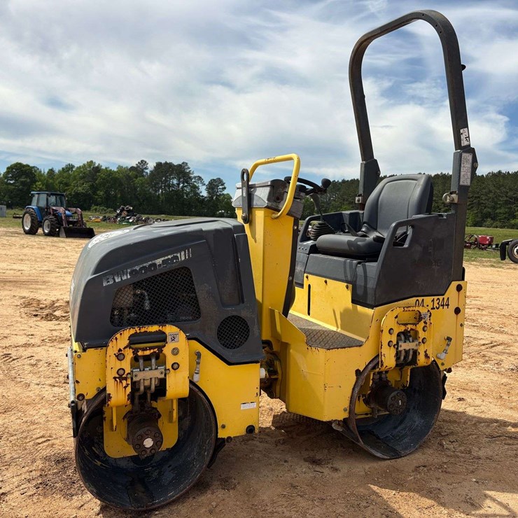 2013 BOMAG BW900-50