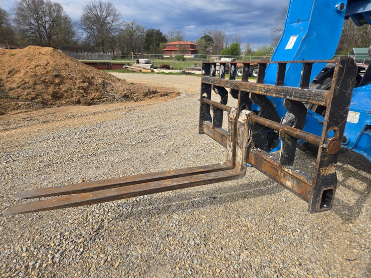 2015-genie-gth1056-image-102