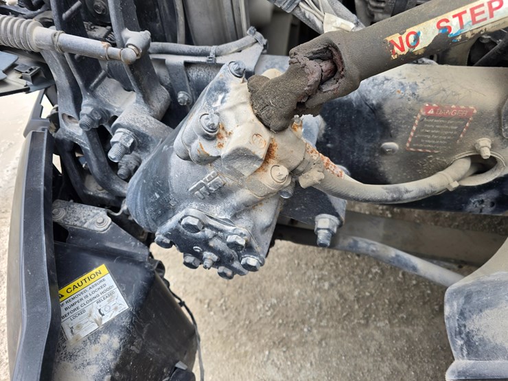 #22610-•-2019-mack-anthem-sleeper-truck-image-24