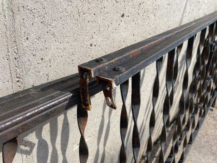 #7019-•-(5)-porch-hand-railings-(o3)-image-7