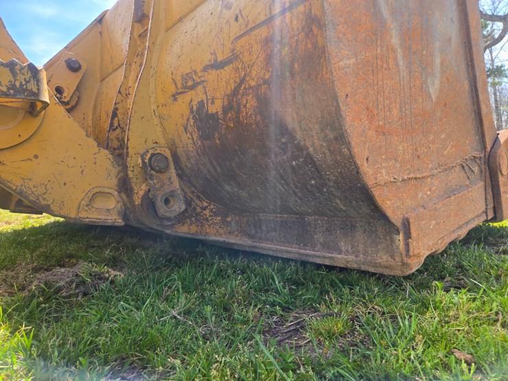 2014-caterpillar-953d-image-99