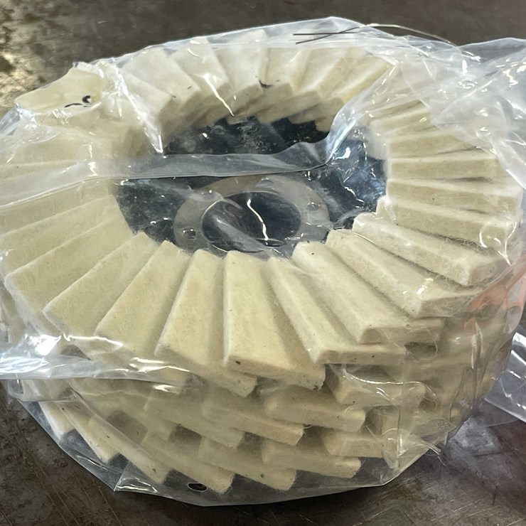 #2479 • New Felt Polishing Wheels For Angle Grinder (CW)