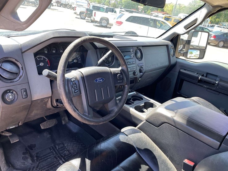 2015-ford-f350-image-11