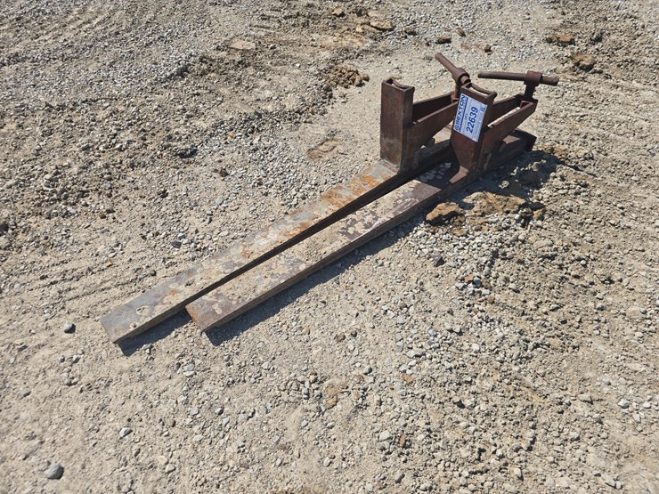 #22639-•-bolt-on-forks-image-1