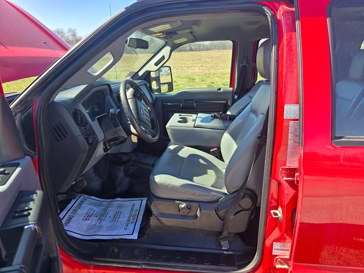 2016-ford-f550-image-33
