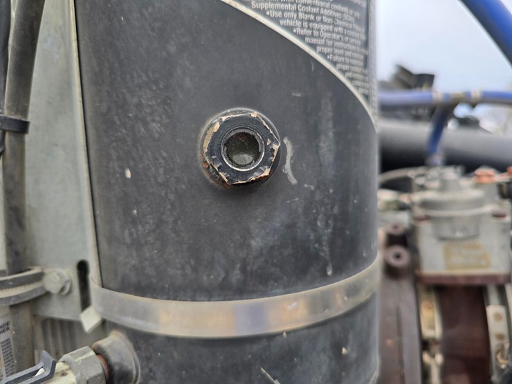 2017-peterbilt-348-image-43