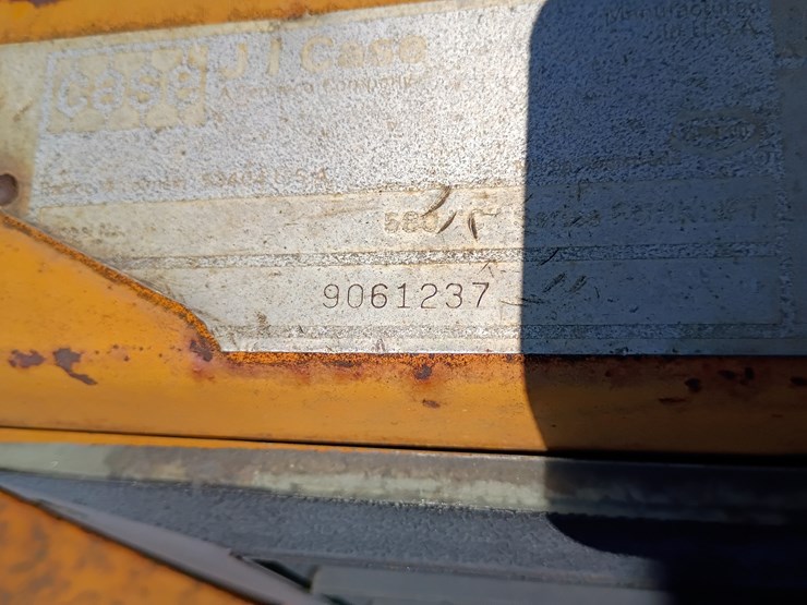 1979-case-586c-image-30