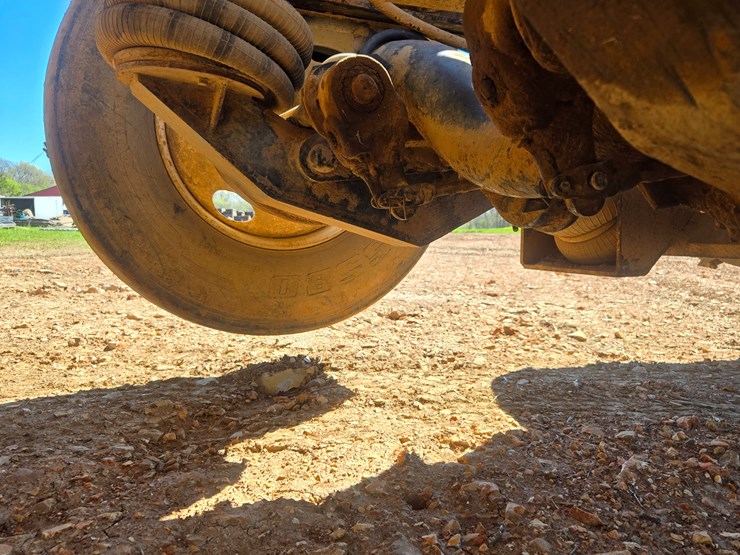 1994-mack-rd690s-image-108