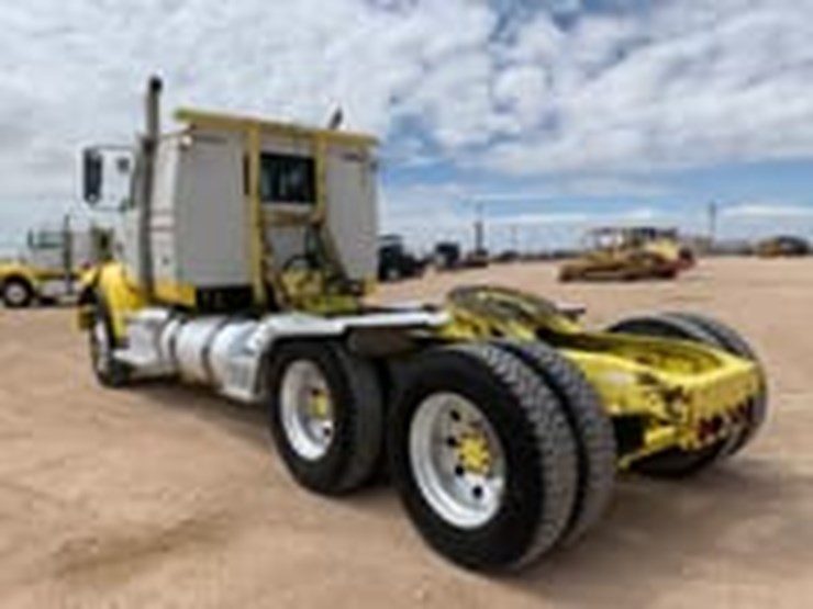 2012-western-star-4900-image-6