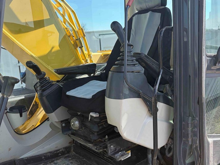 2012-kobelco-sk210-lc-9-image-13