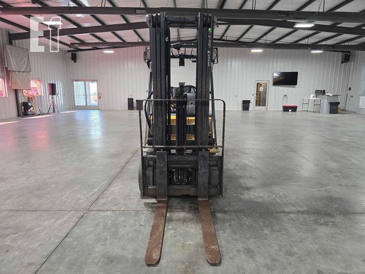 2021-caterpillar-2c6000-image-7