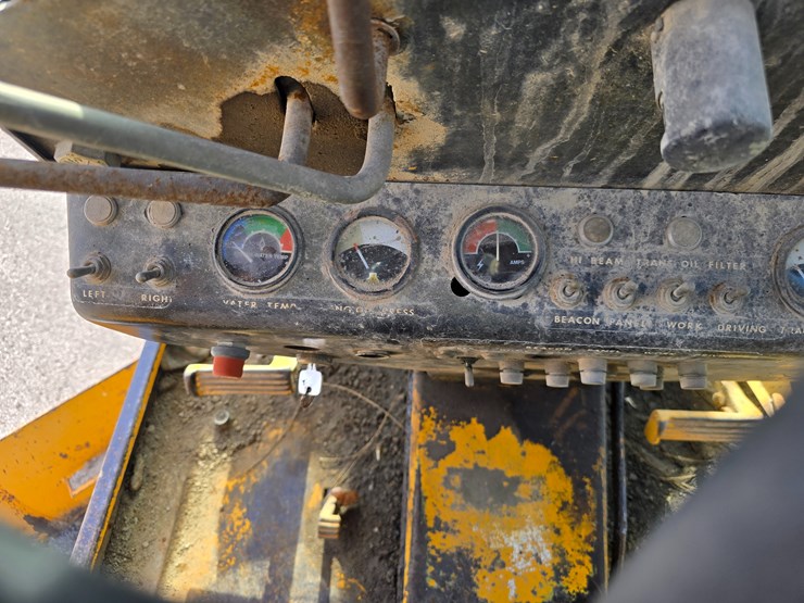 1971-deere-570a-image-82