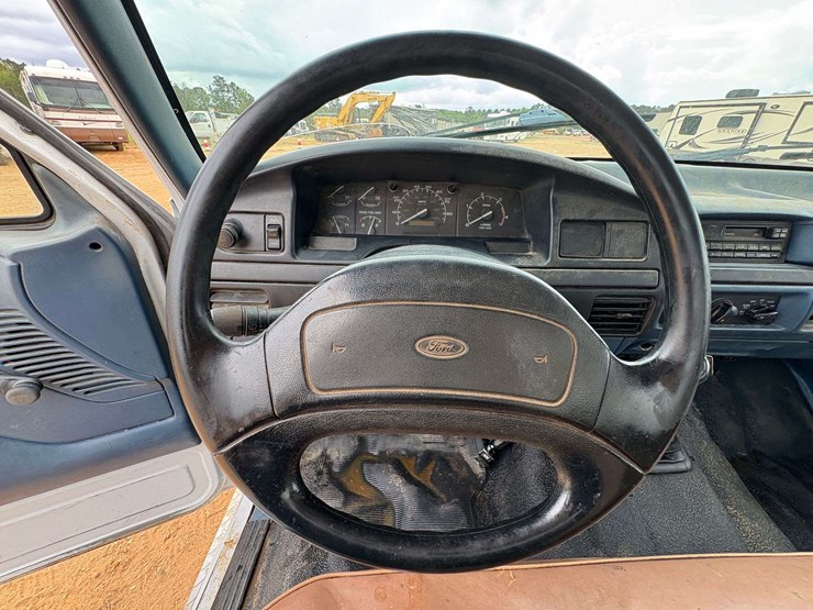 1996-ford-f350-image-12