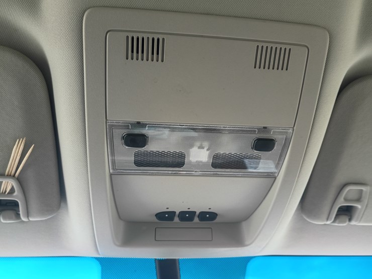 2013-chevrolet-2500-image-46