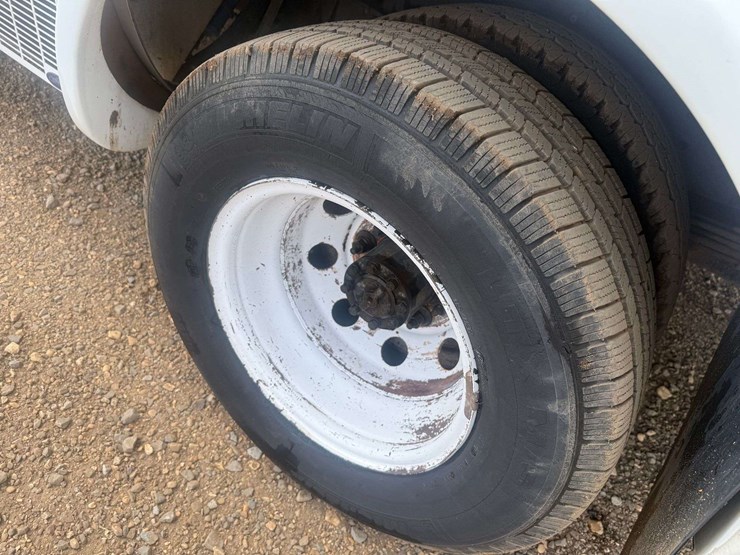 2006-ford-e350-image-8