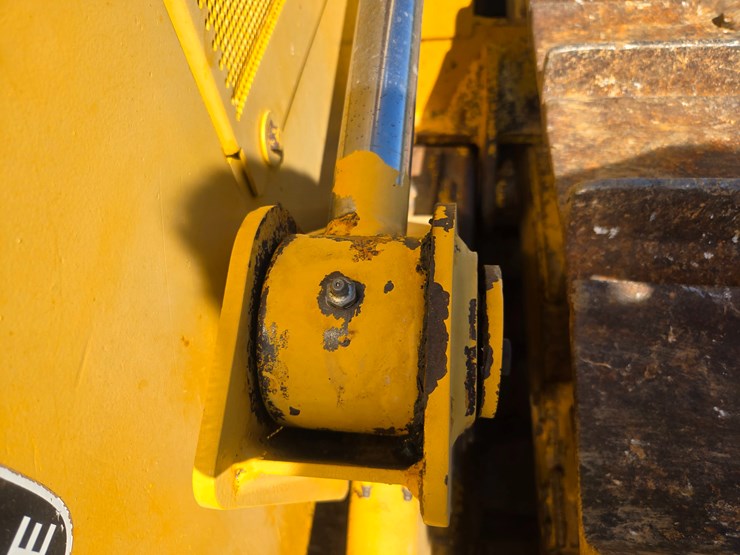 1998-deere-650g-image-72