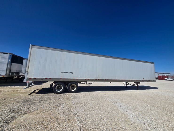 2012-great-dane-van-trailer-image-12