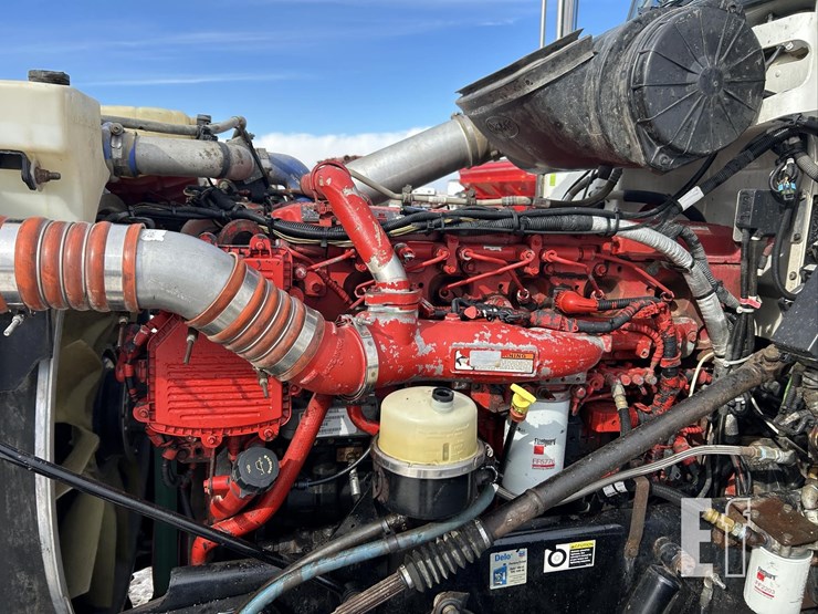 2012-peterbilt-386-image-32