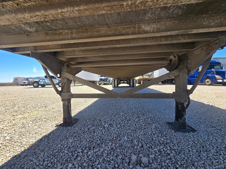 2012-great-dane-van-trailer-image-37