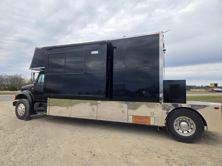 1990-international-4900-image-12