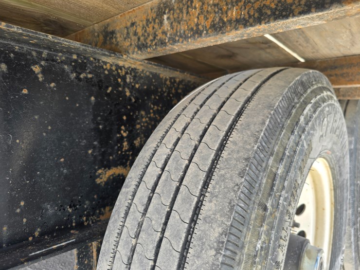 #22628-•-2005-bales-gooseneck-trailer-image-34