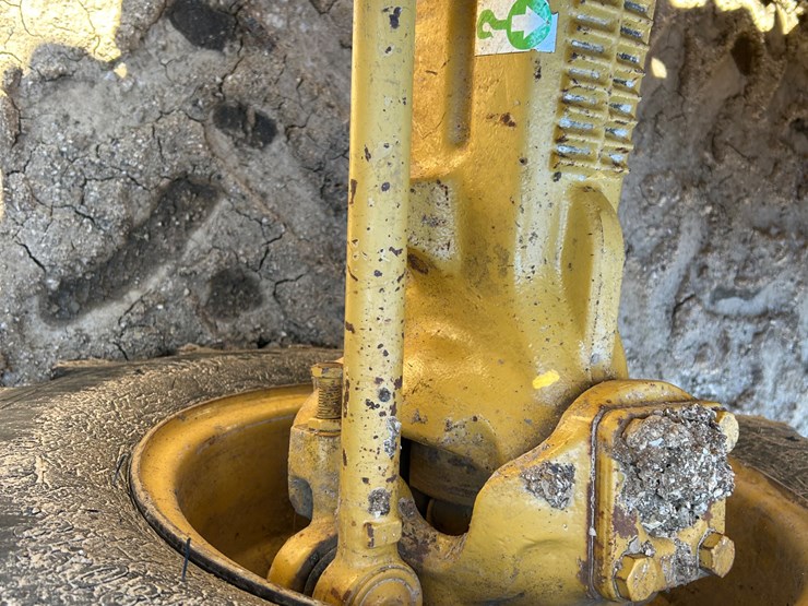 2005-caterpillar-420d-image-74