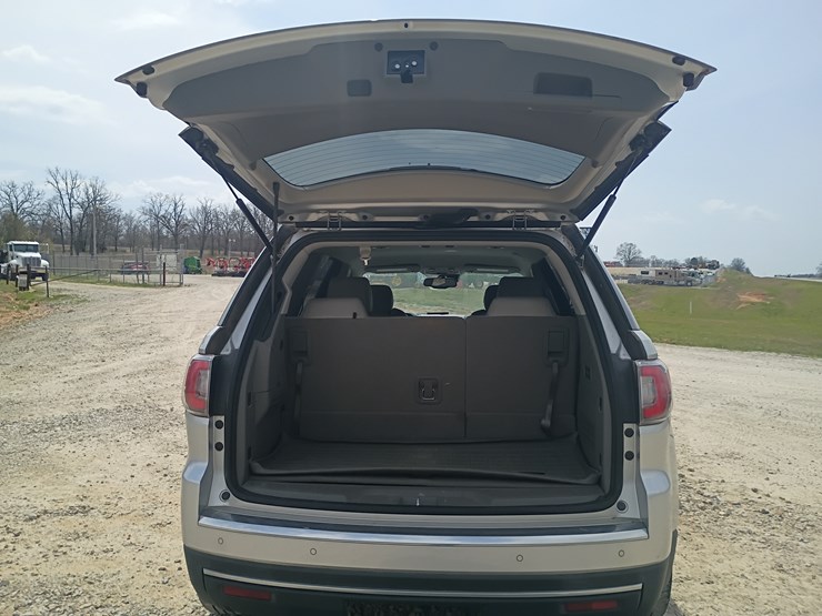 2017-gmc-acadia-image-66