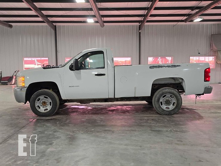 2014-chevrolet-2500hd-image-5