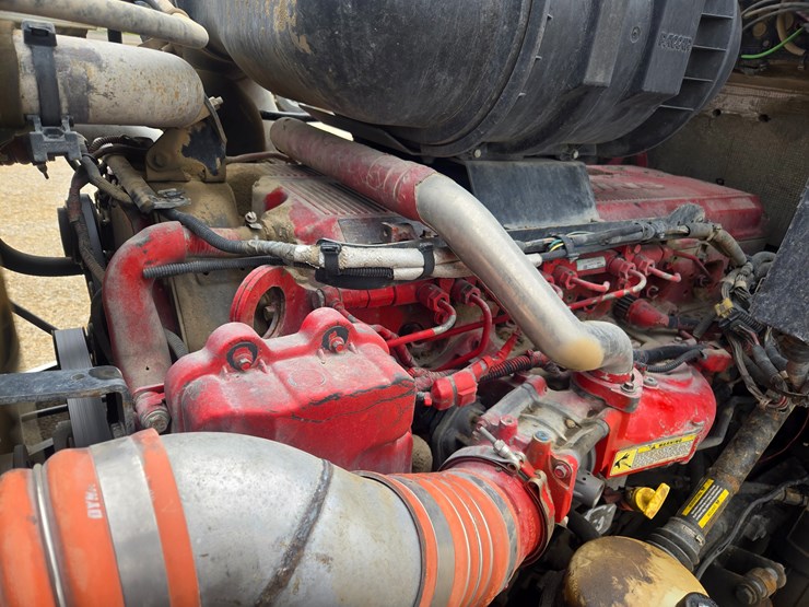 2014-kenworth-t660-image-54