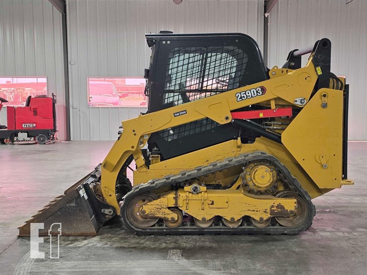 2023-caterpillar-259d3-image-5