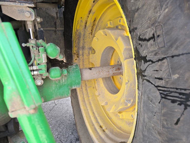 john-deere-6125r-image-45