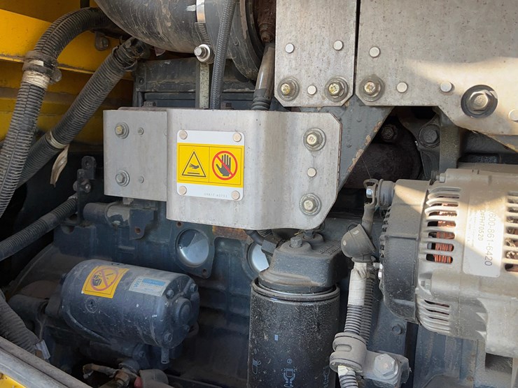 komatsu-wa200-image-32