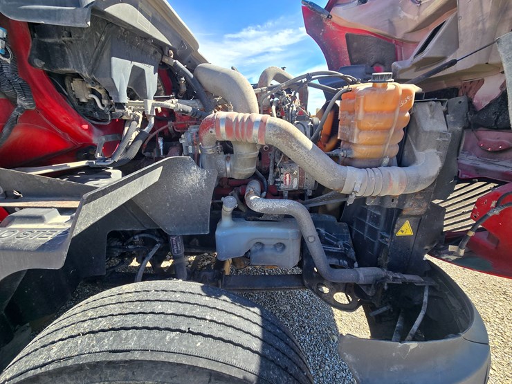 2014-international-prostar-image-43