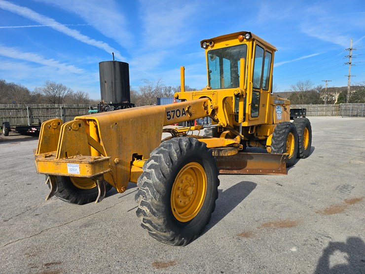 1971-deere-570a-image-2