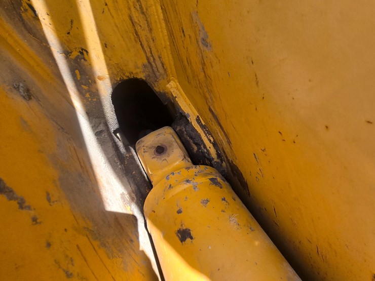 2004-deere-755c-image-88