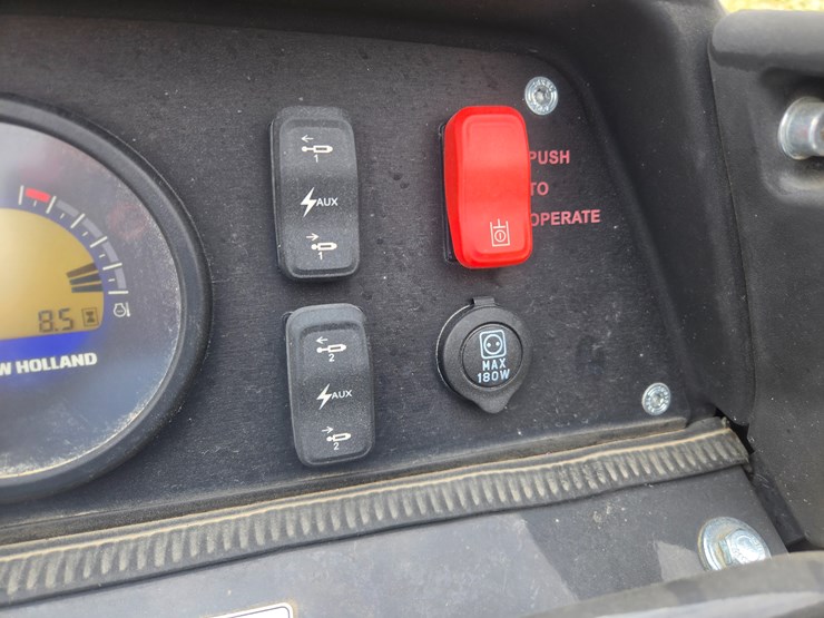 2023-new-holland-c314-image-34