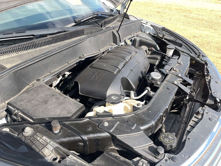 2017-chevrolet-traverse-image-8