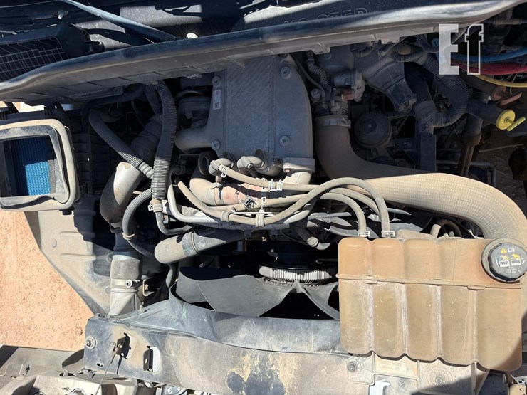 2016-international-durastar-4400-image-31