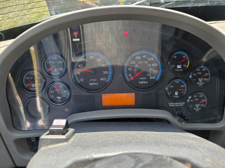 2015-international-workstar-7400-image-68