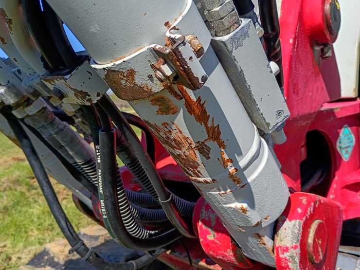 2011-takeuchi-tb285-image-114