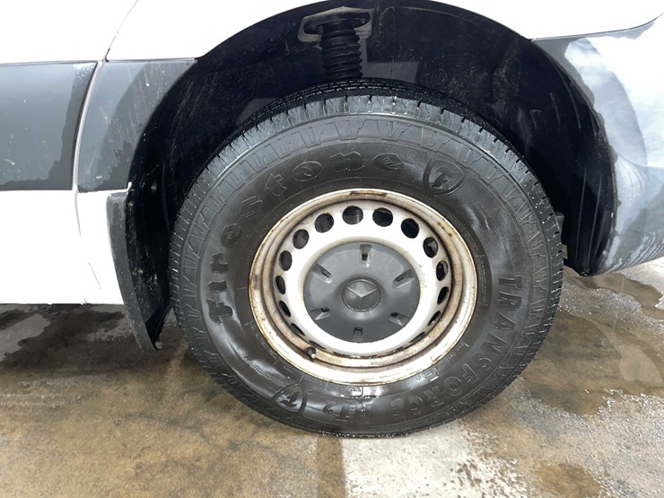 #1450-•-2019-mercedes-sprinter-van-(has-wi-title)-(of)-image-17