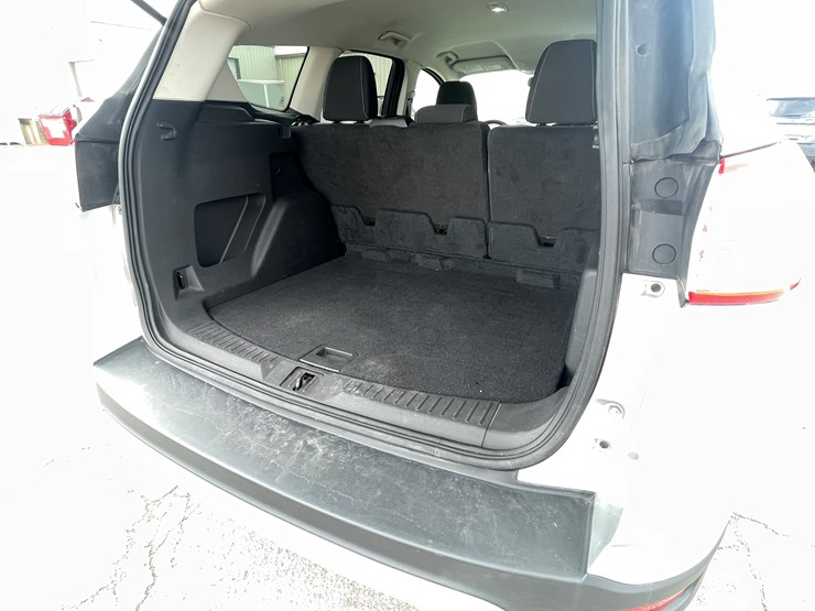 2015-ford-escape-image-30