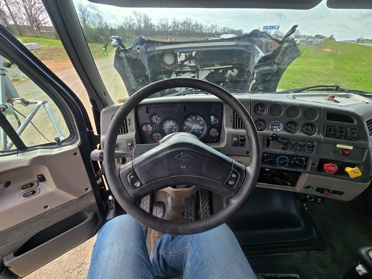 2001-sterling-a9500-image-64