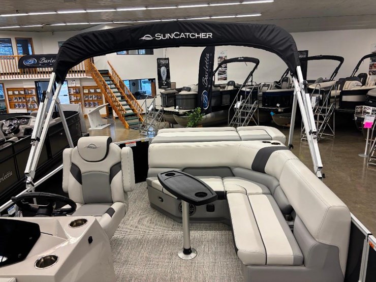 2025-g3-suncatcher-select-18c-pontoon-image-14