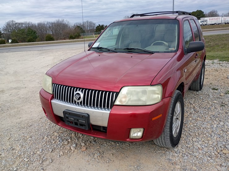 2005-mercury-mariner-image-16