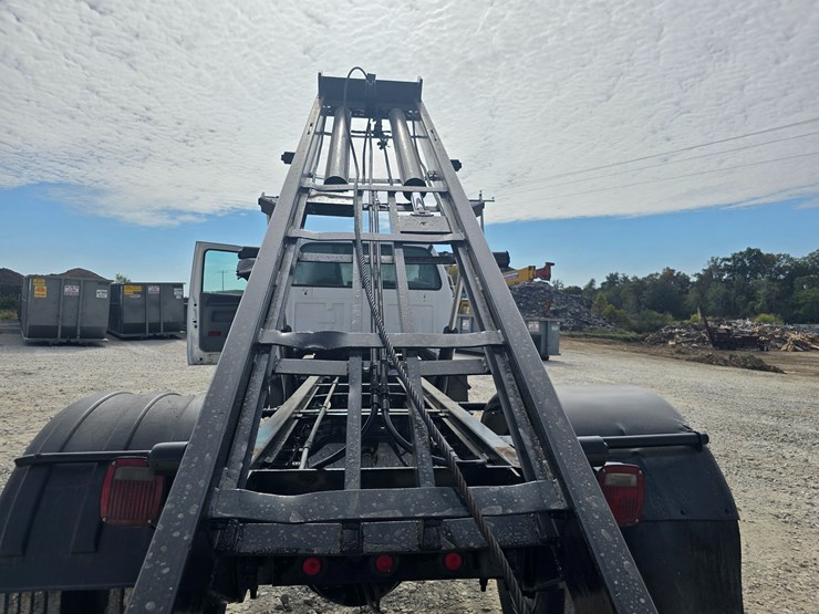 2004-ford-f650-image-94