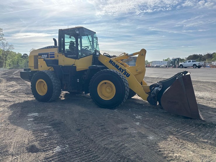 2018-komatsu-wa320-8-image-12