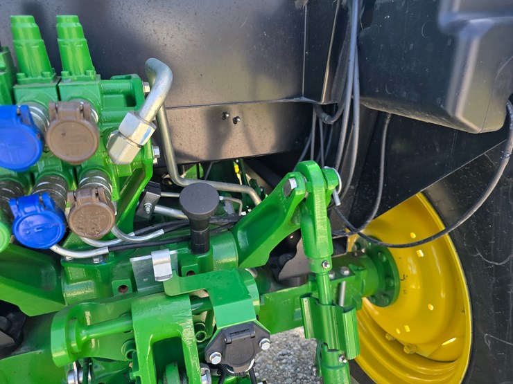 #22600-•-2024-john-deere-5090-tractor-image-34
