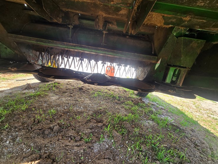 john-deere-630-image-31